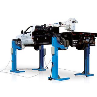 Stubna mobilna teretna dizalica 4 stuba 5,5t